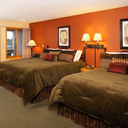 The Pointe Hotel And Suites Minocqua Esterno foto