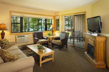 The Pointe Hotel And Suites Minocqua Esterno foto